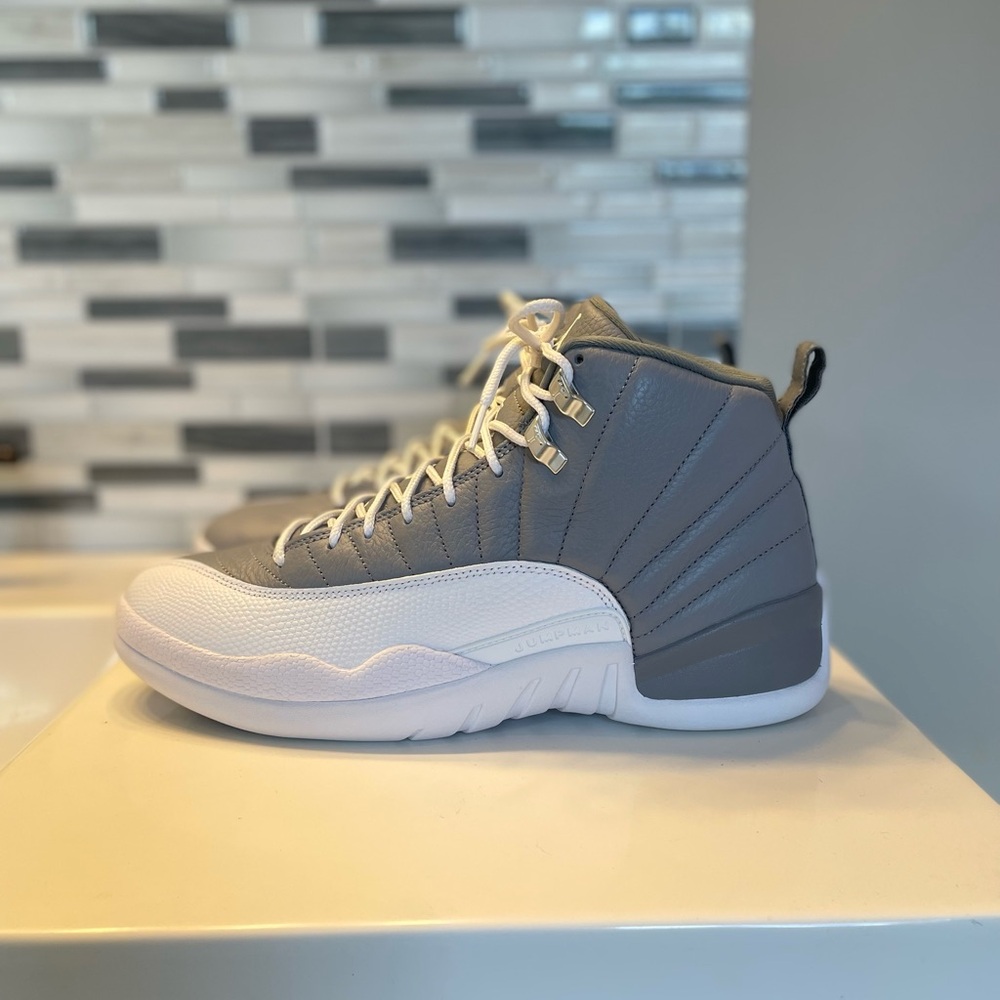 Jordan 12 XII 10 Stealth Grey Jumpman Nike air max basketball Travis Scott lot